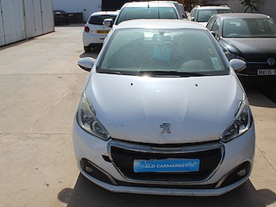 Buy PEUGEOT 208 on Ayvens Carmarket