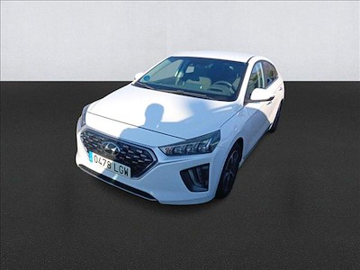 Osta [Merkki] [Malli] osoitteesta Ayvens Carmarket