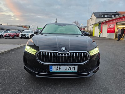 Koupit SKODA Superb IV '25 5 dv. Combi na Ayvens Carmarket