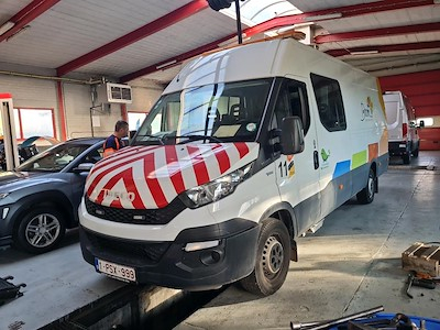 Koupit IVECO Daily na Ayvens Carmarket