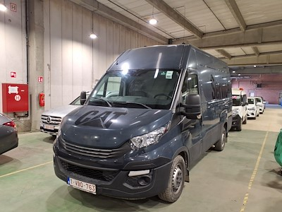 Buy IVECO DAILY 35S FOURGON MWB HR DSL - on Ayvens Carmarket