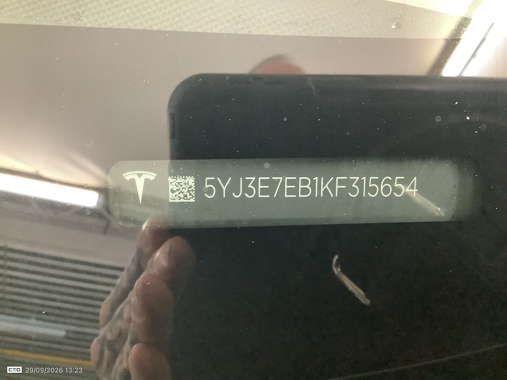 Foto 23 van Tesla Model 3