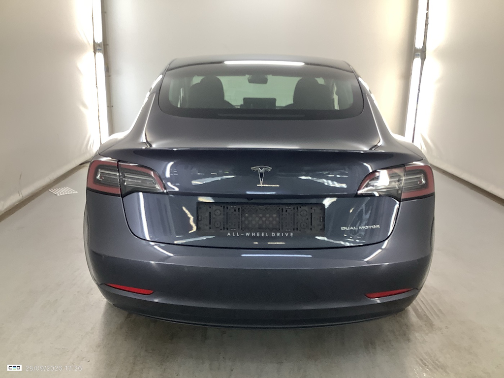 Foto 6 van Tesla Model 3