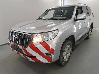 Achetez TOYOTA LAND CRUISER LWB DIESEL - 2017 sur Ayvens Carmarket