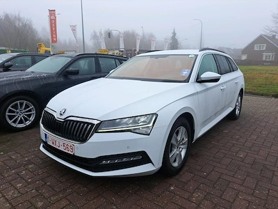 Comprar SKODA SUPERB COMBI DIESEL - 2015 no Ayvens Carmarket