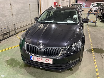Achetez SKODA OCTAVIA COMBI - 2017 sur Ayvens Carmarket