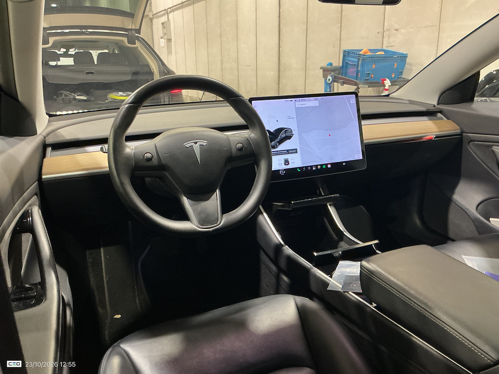 Foto 11 van Tesla Model 3