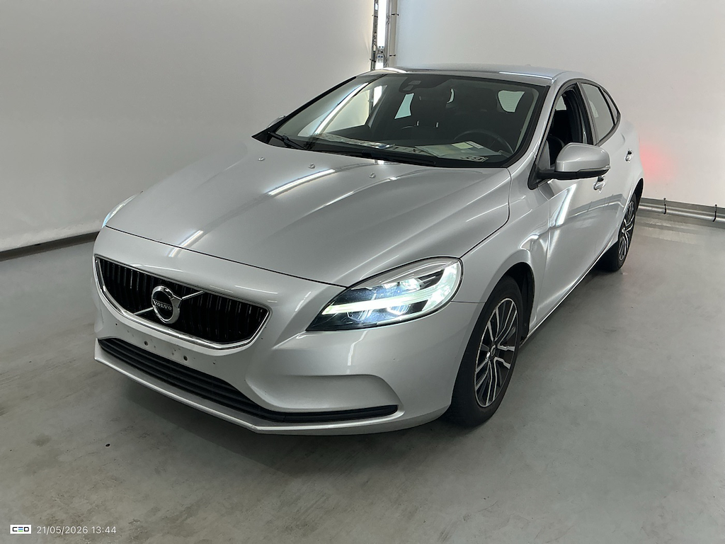 Volvo V40 - 2016 2.0 T2 Black Edition GPF (EU6d-TEMP) STOCK