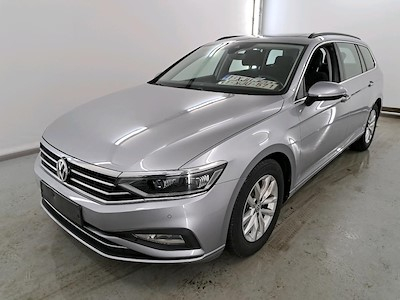 Buy VOLKSWAGEN PASSAT VARIANT DIESEL - 2019 on Ayvens Carmarket