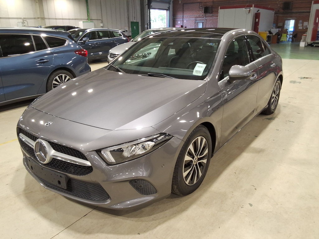 Mercedes-Benz A CLSSE  SEDN DIESEL (V177)  180 d Business Solution