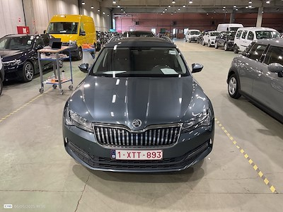 Kaufe SKODA Superb bei Ayvens Carmarket