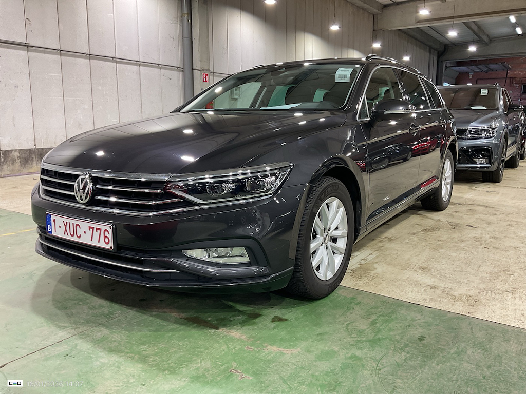 Volkswagen Passat VARIANT DIESEL - 2019 1.6 TDi SCR Style Business DSG