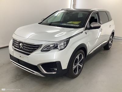 Buy PEUGEOT 5008 - 2017 on Ayvens Carmarket