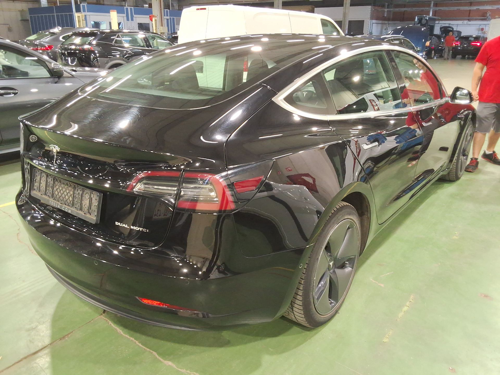 Foto 5 van Tesla Model 3