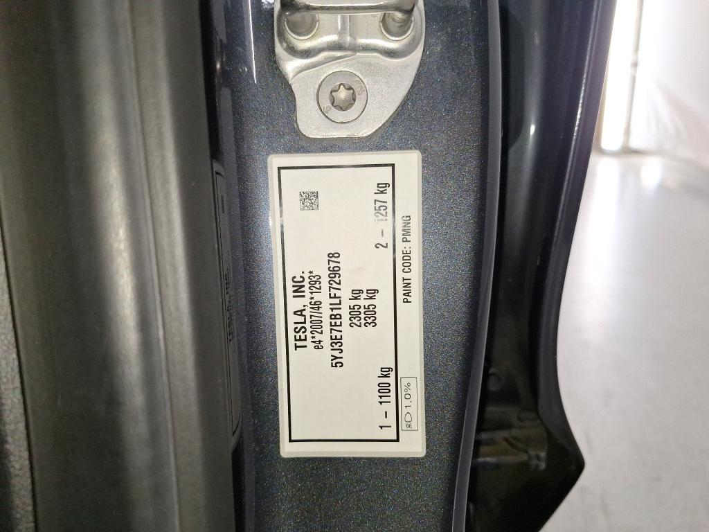 Foto 12 van Tesla Model 3