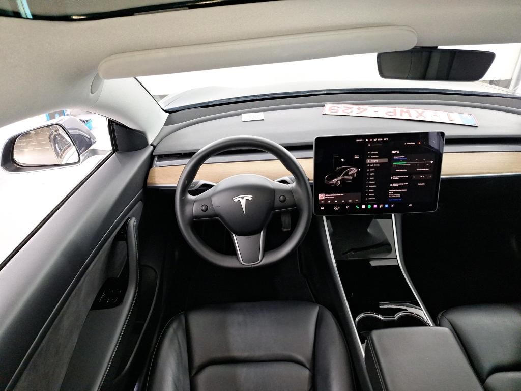 Foto 9 van Tesla Model 3