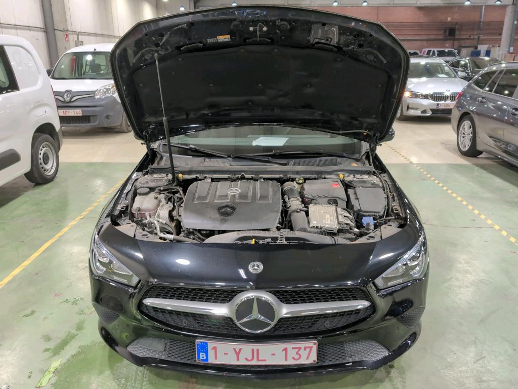 Mercedes-Benz CLA SS  SHOOTING BRAKE DIESE  180 d