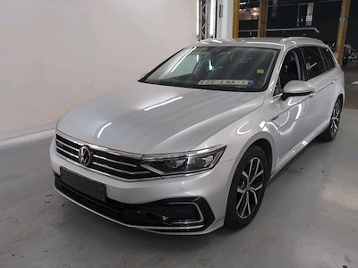 Buy VOLKSWAGEN PASSAT VARIANT GTE - 2020 on Ayvens Carmarket
