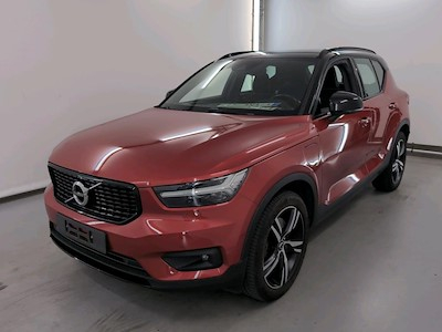 VOLVO XC40 2019 — авто из Европы под ключ