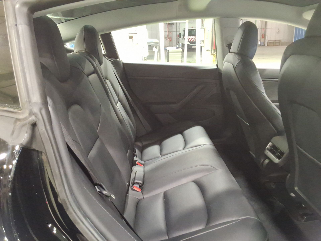 Foto 5 van Tesla Model 3