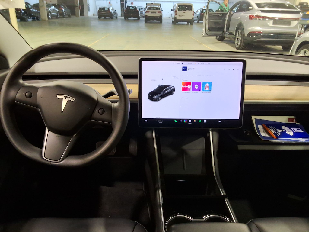 Foto 6 van Tesla Model 3