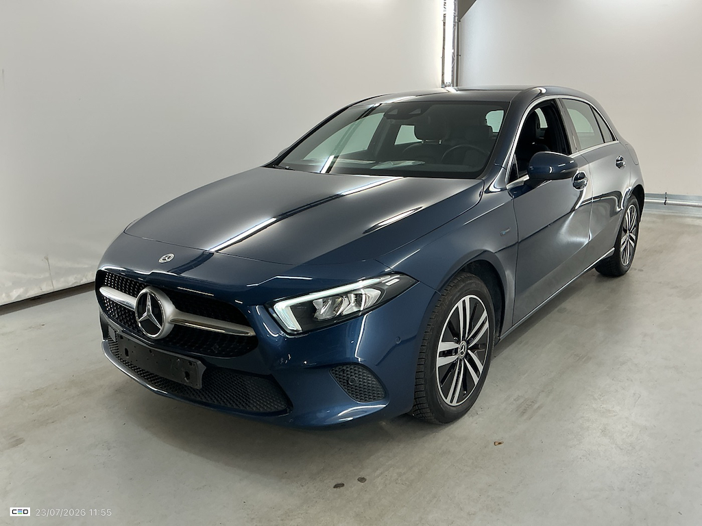Mercedes-Benz A CLSS  (W177)  250 e PHEV Business Solution