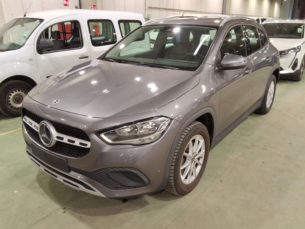 Mercedes-Benz GLA 2.0  180 D DCT BUSINESS SOLUTION