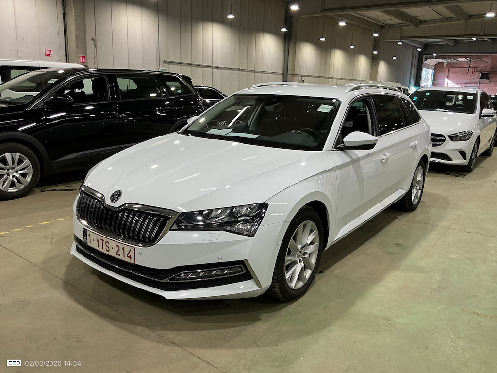 Skoda Superb COMBI 1.4 TSI PHEV 160KW DSG6 STYLE