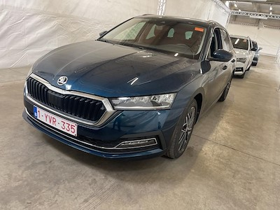 Køb SKODA OCTAVIA COMBI hos Ayvens Carmarket