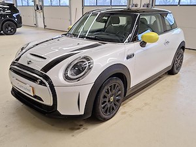 Buy MINI MINI 32.6 KWH COOPER SE on Ayvens Carmarket