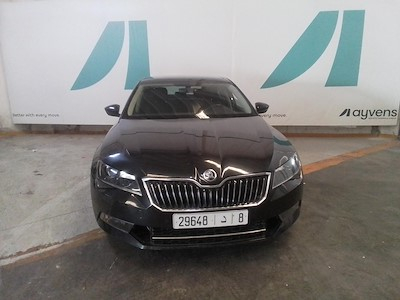 Achetez SKODA SUPERB sur Ayvens Carmarket