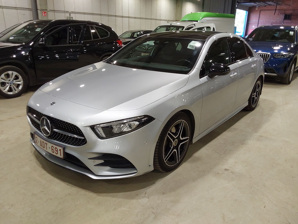 Mercedes-Benz A CLSS  SEDN (V177)  180 Business Solution
