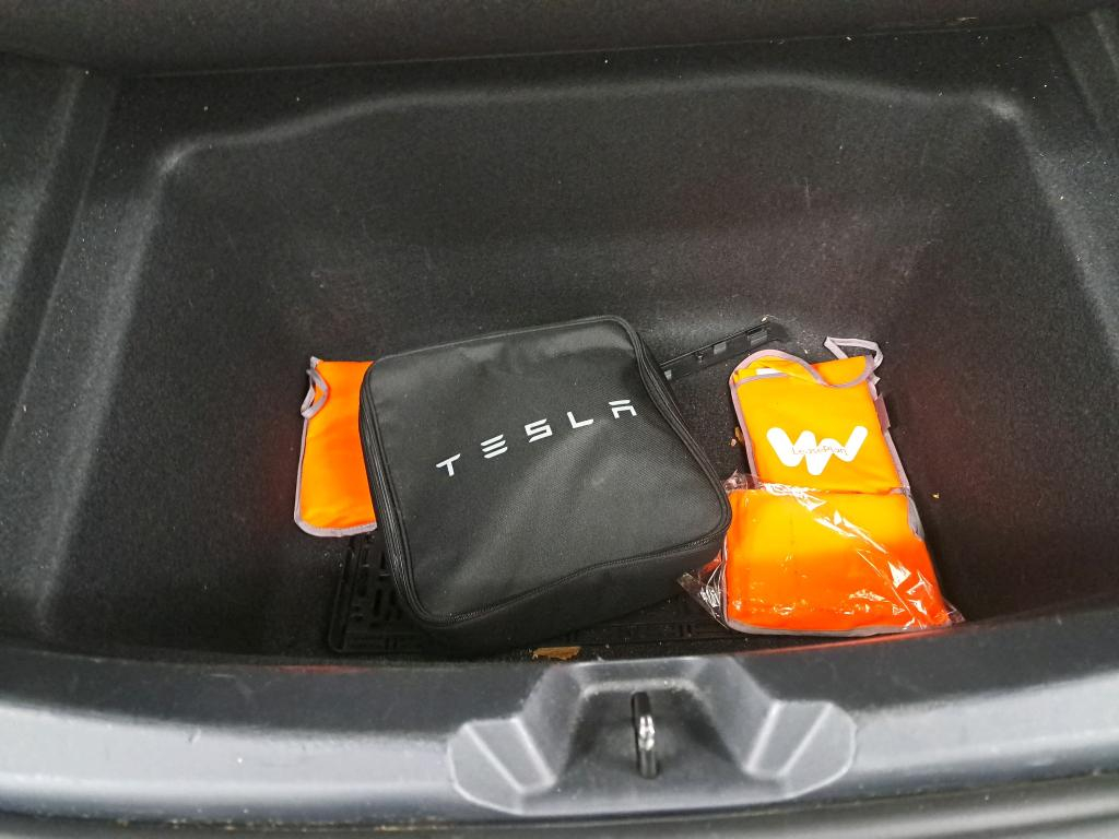 Foto 13 van Tesla Model 3