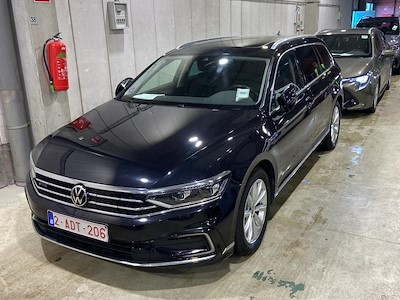 Buy VOLKSWAGEN PASSAT VARIANT GTE - 2020 on Ayvens Carmarket