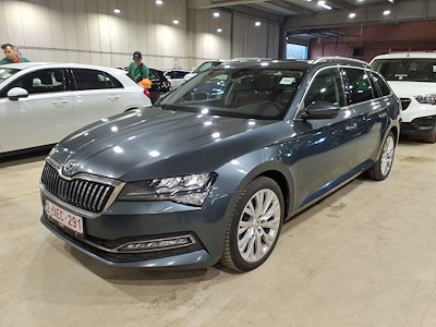 Achetez SKODA SUPERB COMBI sur Ayvens Carmarket