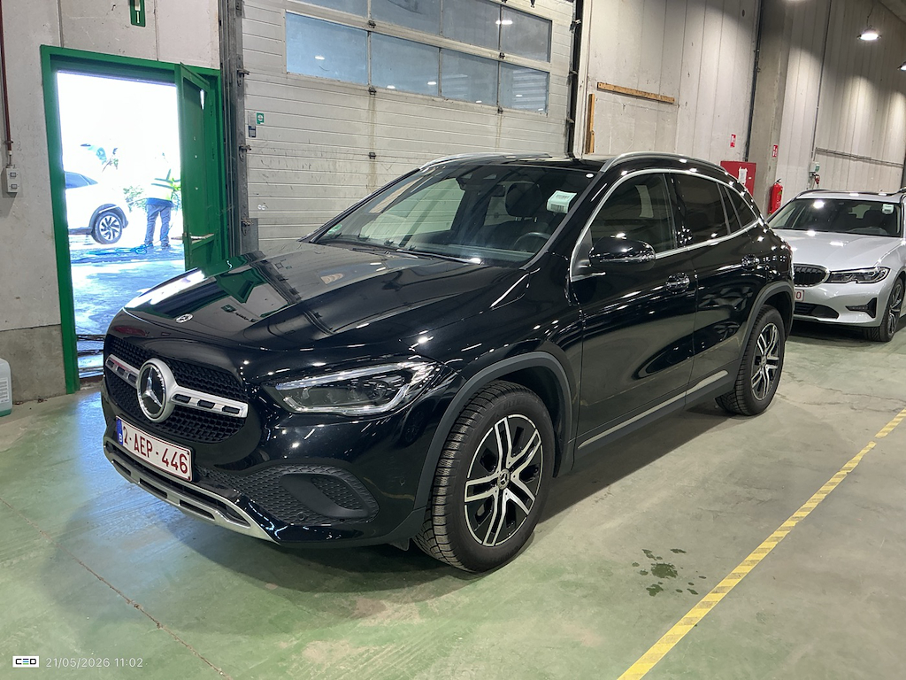 Mercedes-Benz GLA - Klasse 2.0  200 D DCT 4MATIC 4WD BUS SOL