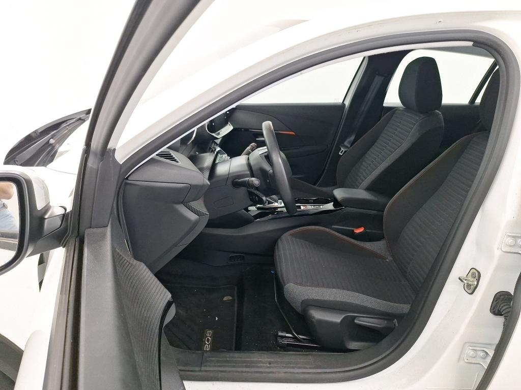 Foto 6 van Peugeot E-208