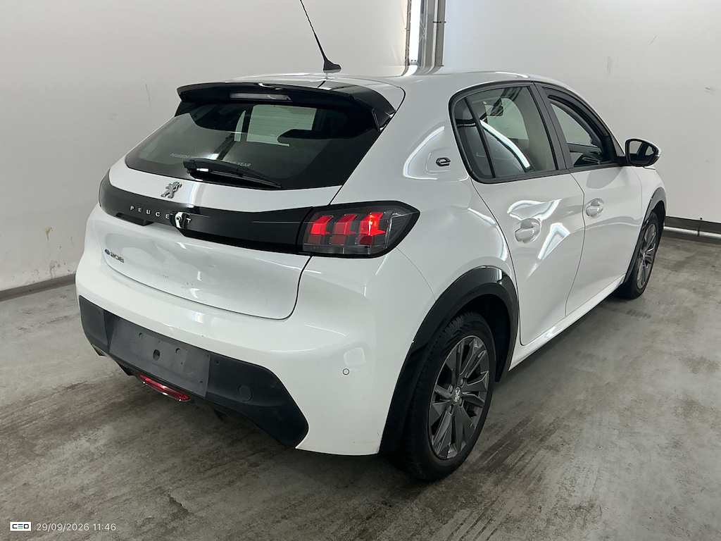 Foto 5 van Peugeot E-208