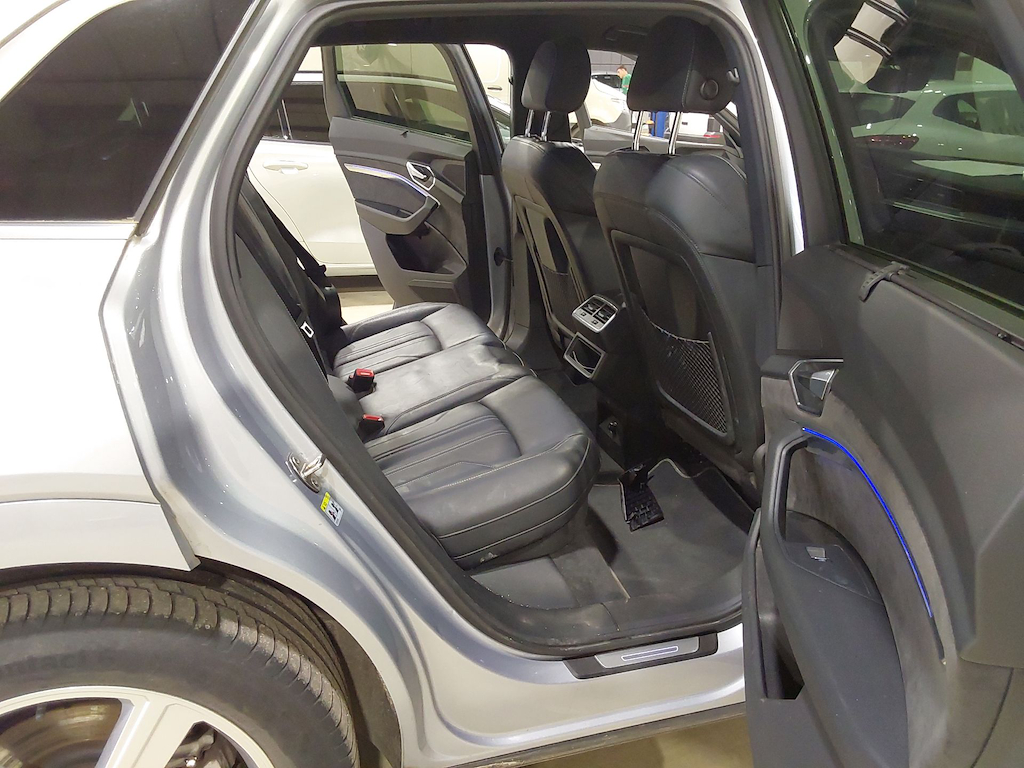 Foto 6 van Audi e-tron