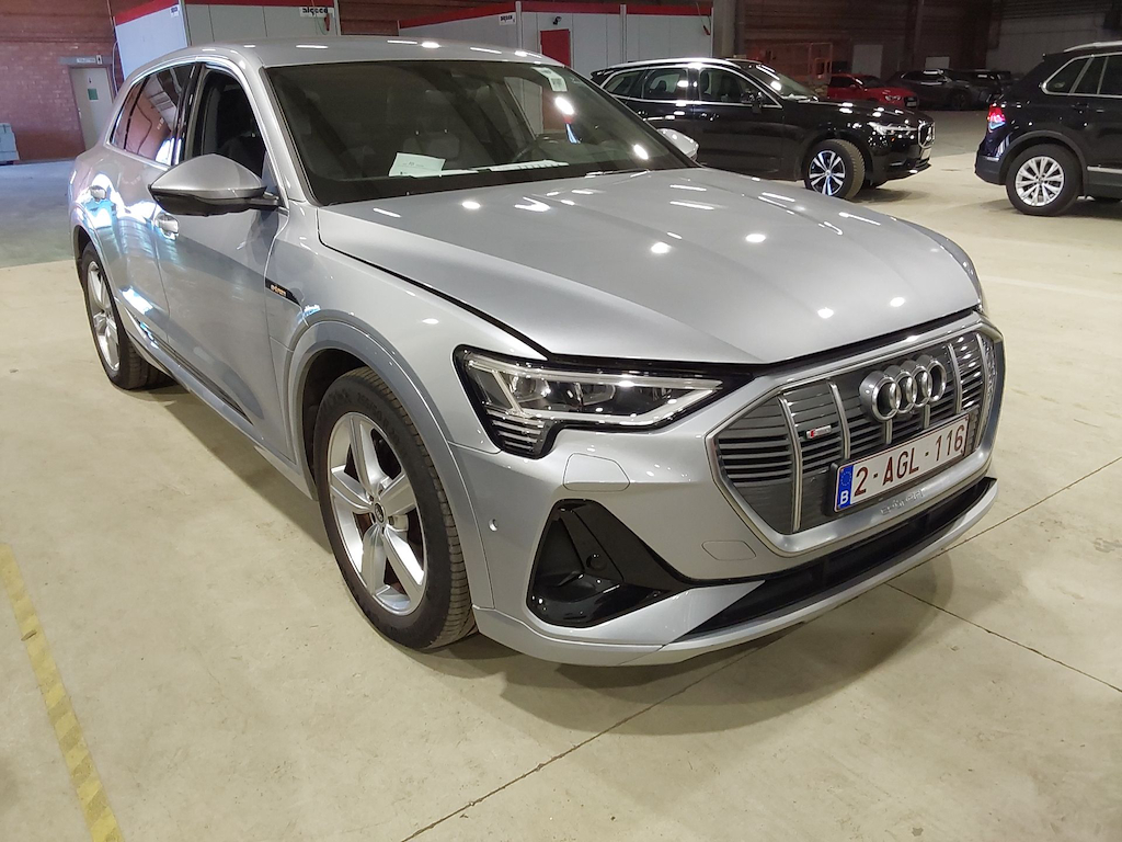 Foto 9 van Audi e-tron