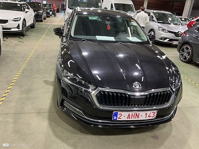 Kaufe SKODA OCTAVIA COMBI DIESEL - 2020 bei Ayvens Carmarket