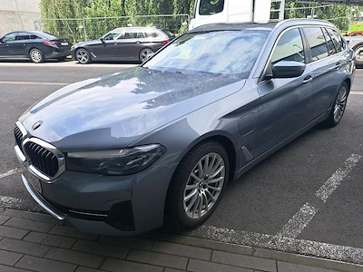 Cumpara BMW 5 SERIES TOURING prin Ayvens Carmarket