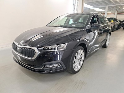 SKODA OCTAVIA COMBI 2021 — авто из Европы под ключ