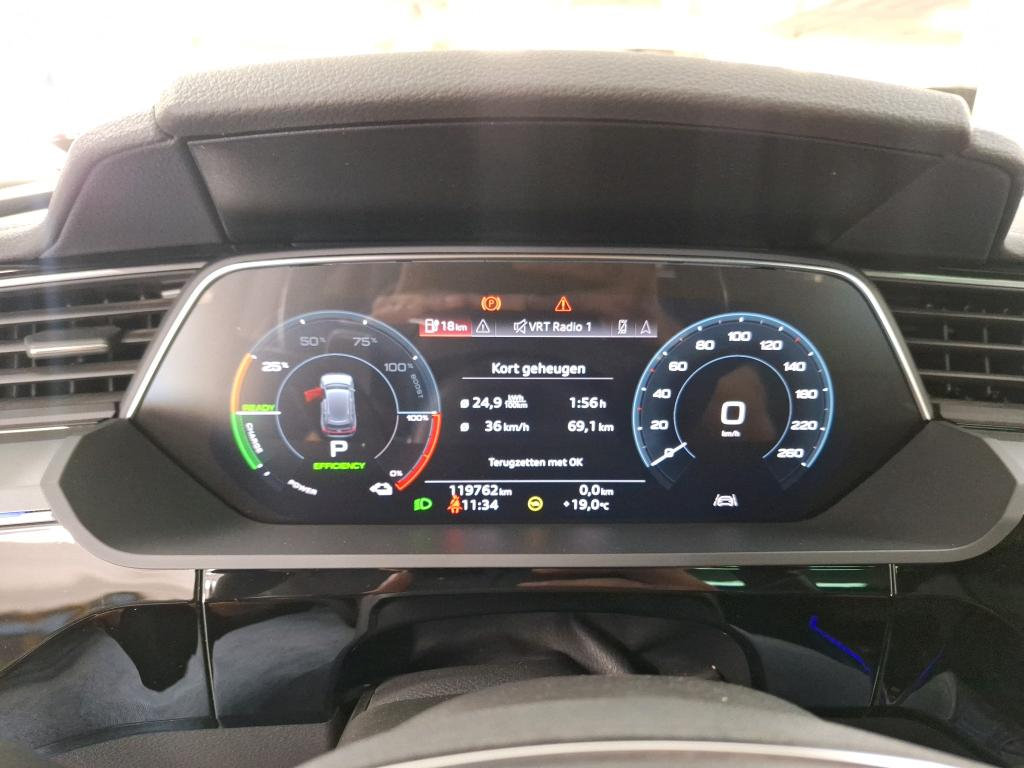 Foto 10 van Audi e-tron