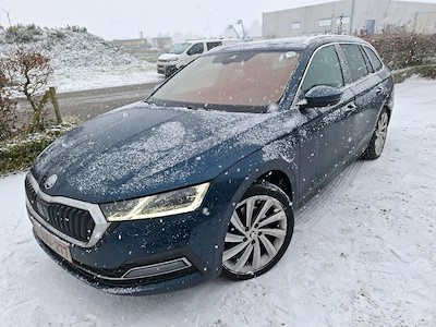 Kjøp SKODA OCTAVIA COMBI hos Ayvens Carmarket