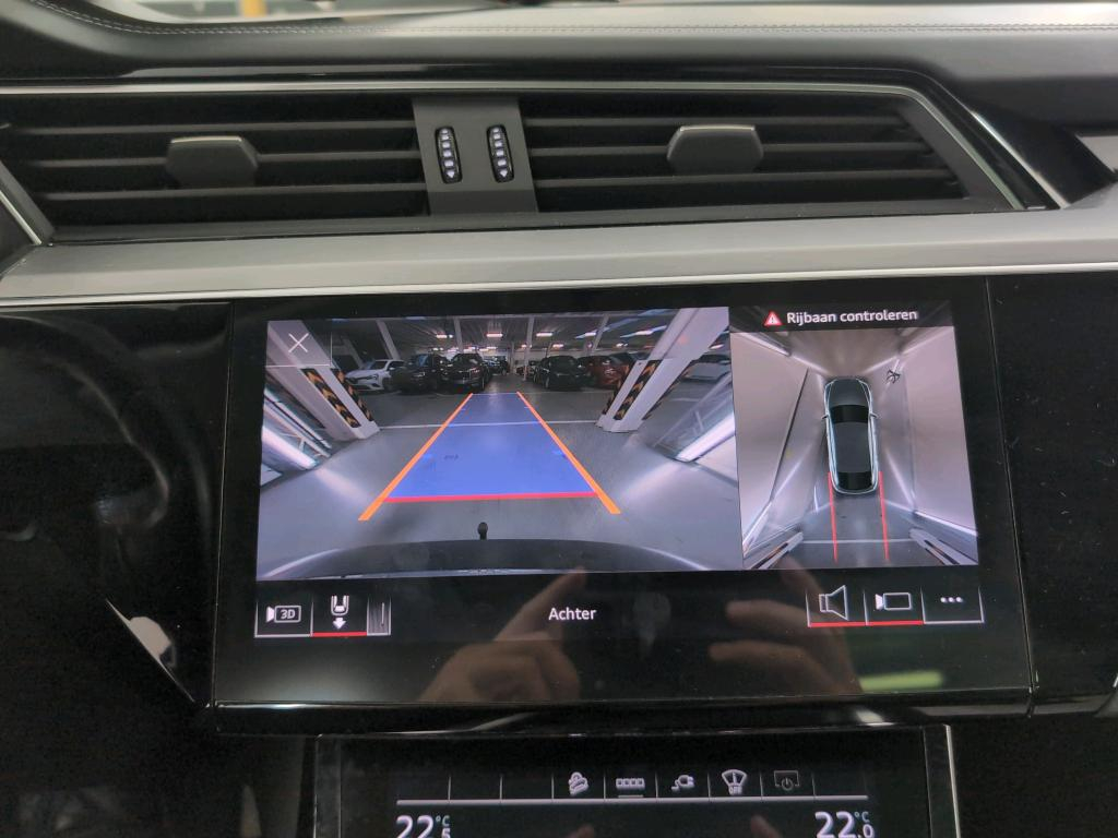 Foto 14 van Audi e-tron sportback