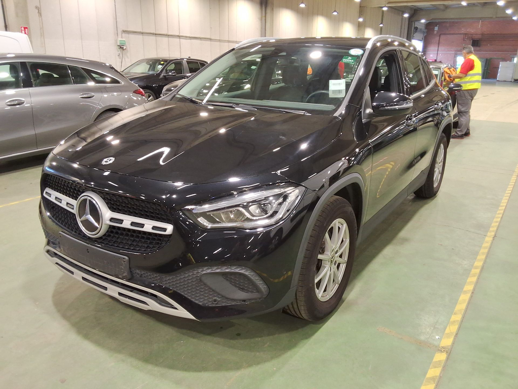 Mercedes-Benz GLA 1.3  180 DCT BUSINESS SOLUTION