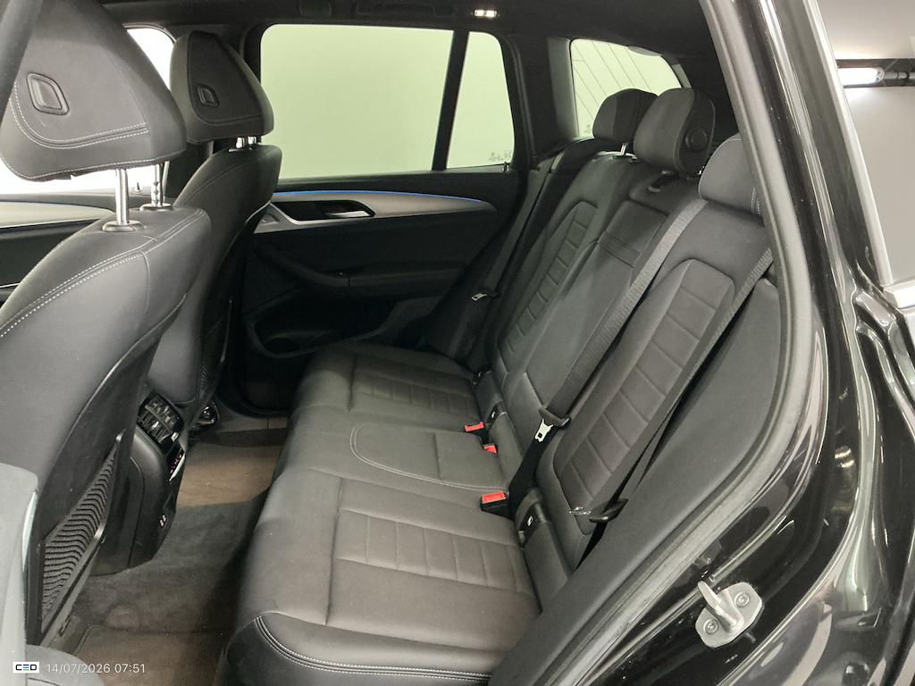 Foto 21 van BMW ix3