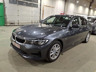 Cumpara BMW 3 SERIES BERLINE prin Ayvens Carmarket