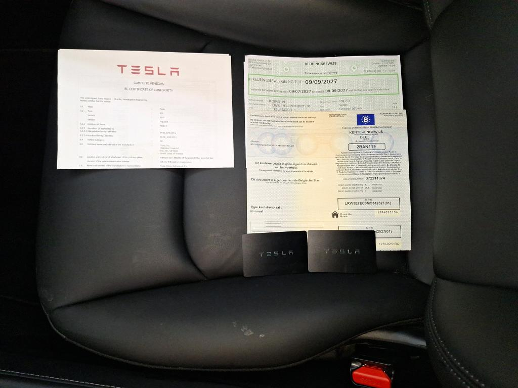 Foto 12 van Tesla Model 3